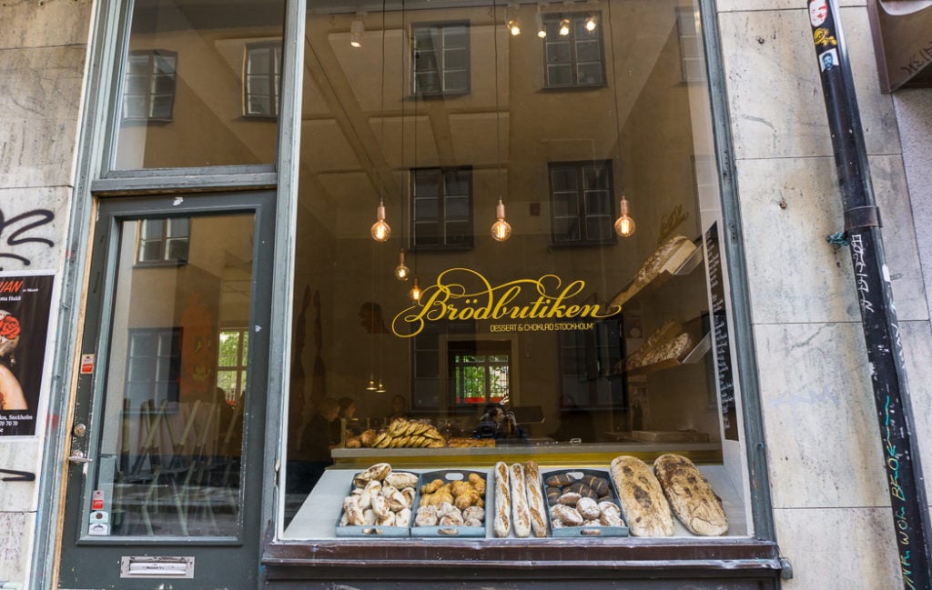 A boutique bakery in Stockholm's Sodermalm neighbourhood. 30 photos of Stockholm that will inspire you to visit.