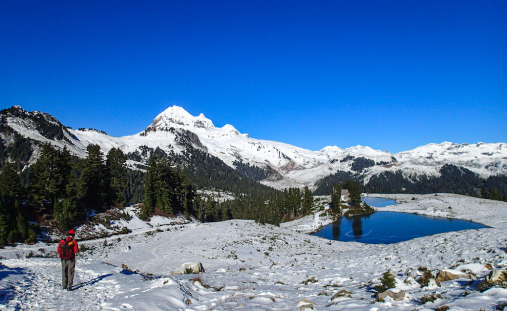 Winter hiking at Elfin Lakes near Squamish, BC. Read about what to wear winter hiking and snowshoeing.