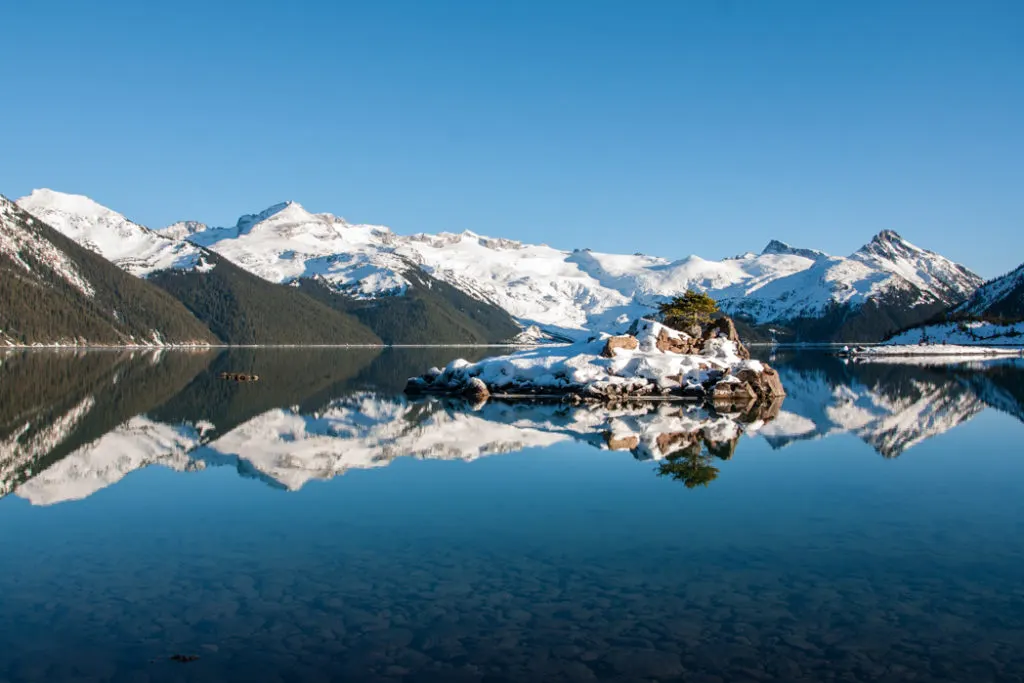 Snowshoeing to Garibaldi Lake near Squamish, BC. The Ultimate Guide to Snowshoeing in Squamish.