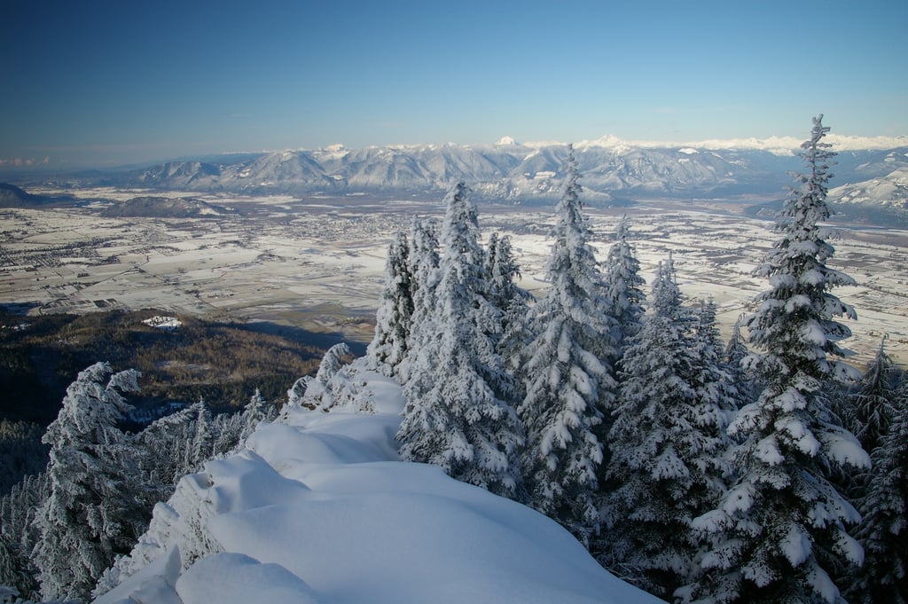 Snowshoeing in the Fraser Valley. The view from Elk Mountain in Chilliwack.