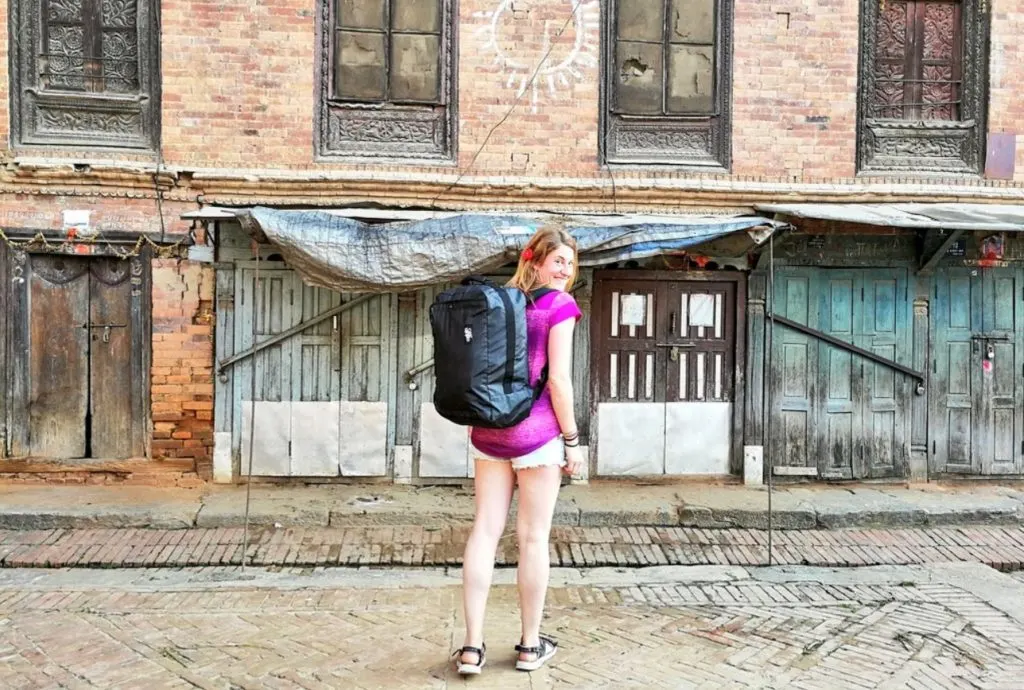 Best Travel Backpack for Hikers: CabinZero Urban Backpack. Learn how to find women's hiking backpacks and hiking gear for your body type.