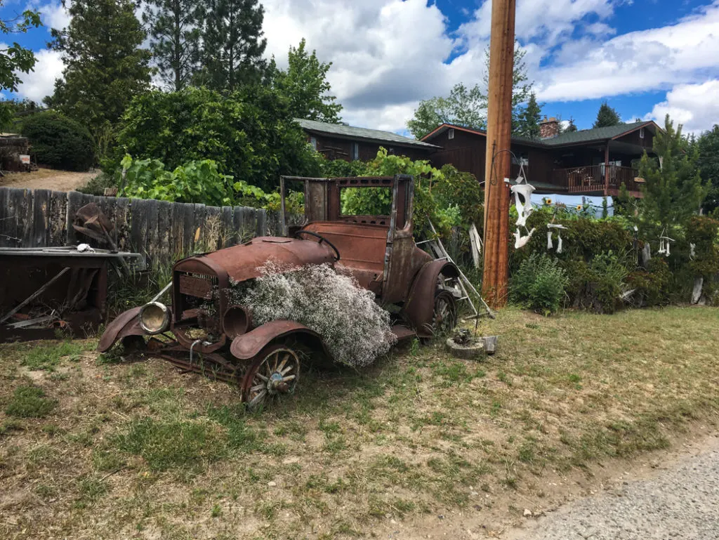 Bush Art Gardens in Summerland, BC. Explore Summerland's wineries by bike with this self-guided tour.