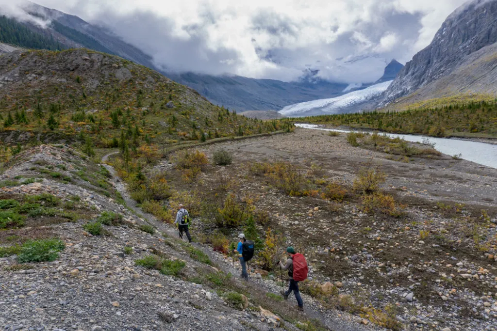 What to pack for the Berg Lake Trail. Get a detailed packing list for the Berg Lake Trail in Mount Robson Provincial Park, BC, Canada.