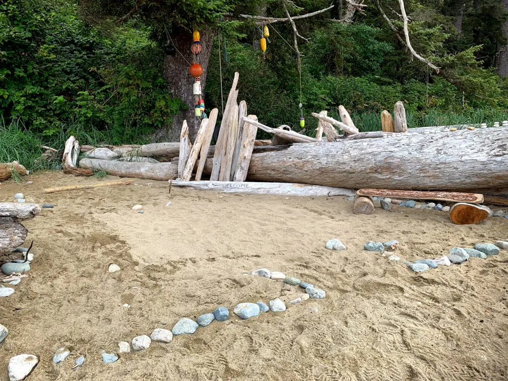 A beach campsite at Darling River on the West Coast Trail