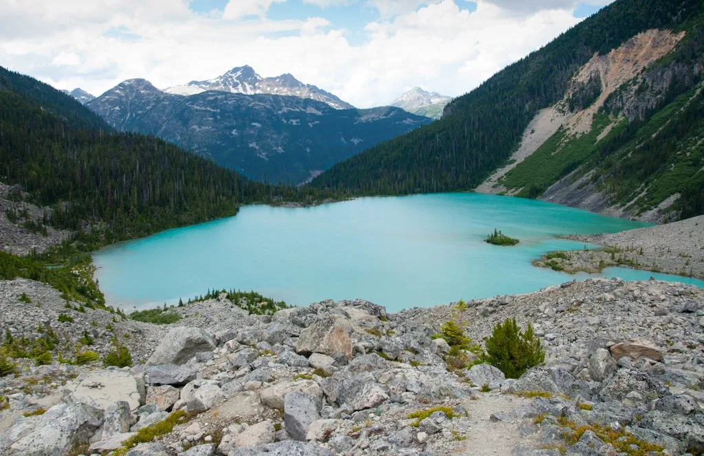 The view of Upper Joffre Lake from above. One of the best hikes in Whistler