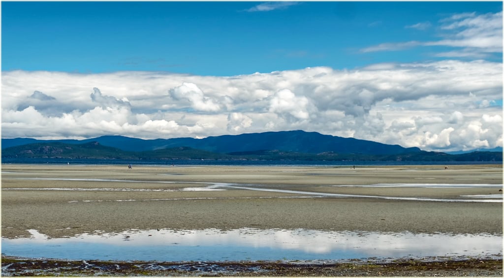 Beach in Parksville on Vancouver Island is one of my picks for the best weekend getaways from Vancouver