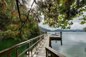 Fernless Cove Cabin near Vancouver