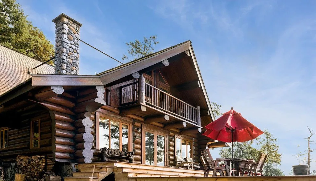 Log cabin with a big deck on Galiano Island