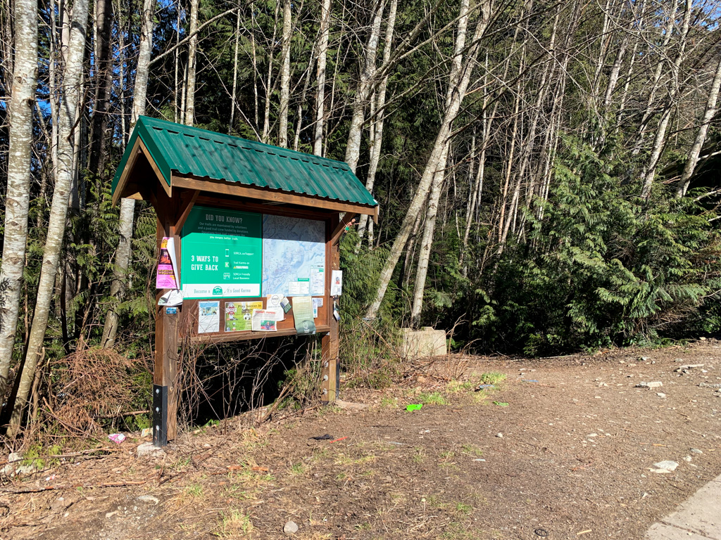 Mount Crumpit trailhead in Squamish