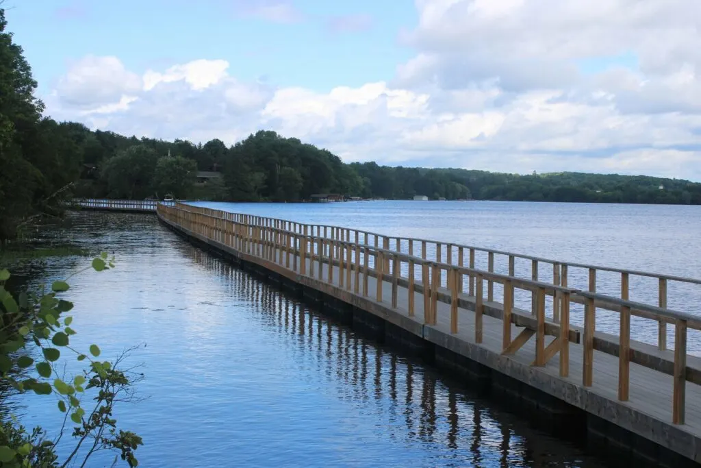 Hunters Bay Trail in Huntsville, Ontario