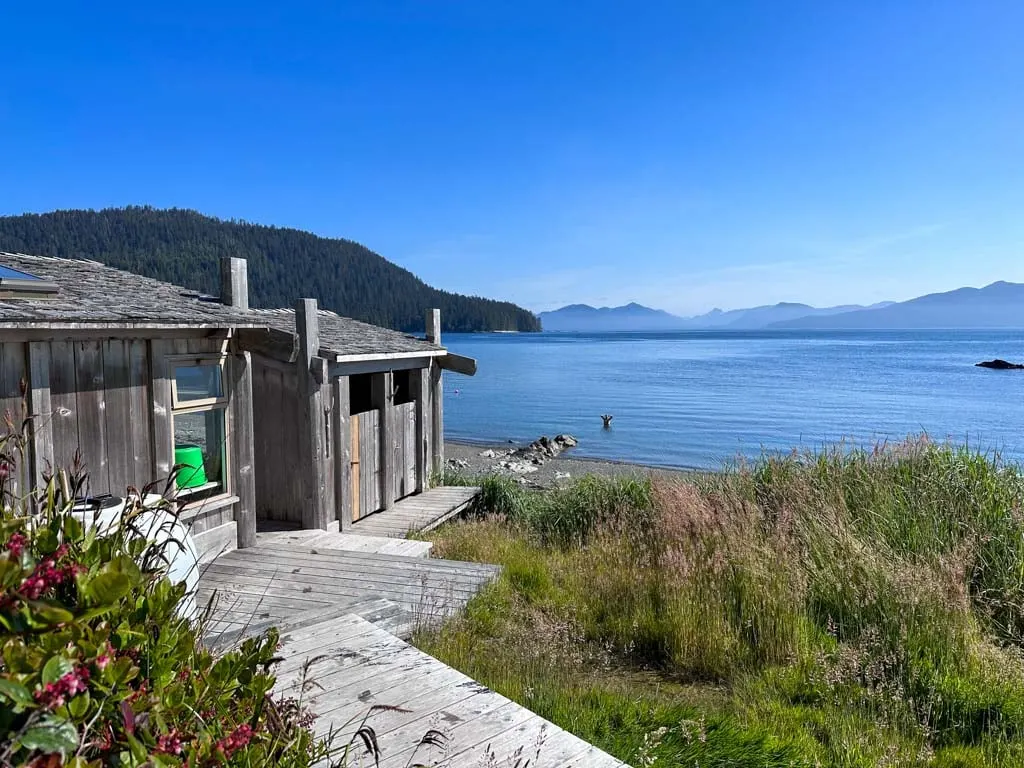 The shower house and change rooms at Hot Springs Island