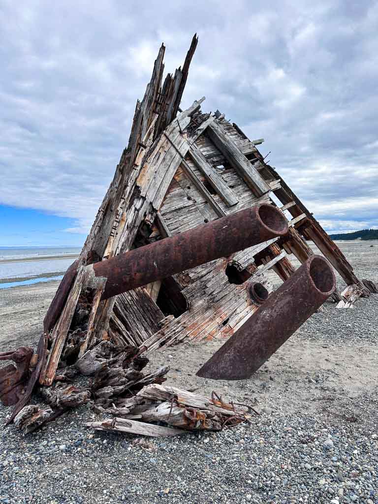 Close-up of the front of the Pesuta Shipwreck