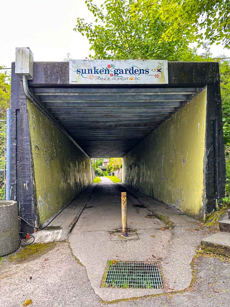 The hidden tunnel entrance to the Sunken Gardens
