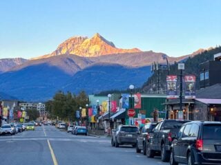 Downtown Squamish - get this list of the best hotels in Squamish to plan your visit