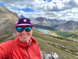 A hiker takes a selfie on Packer's Pass Peak.