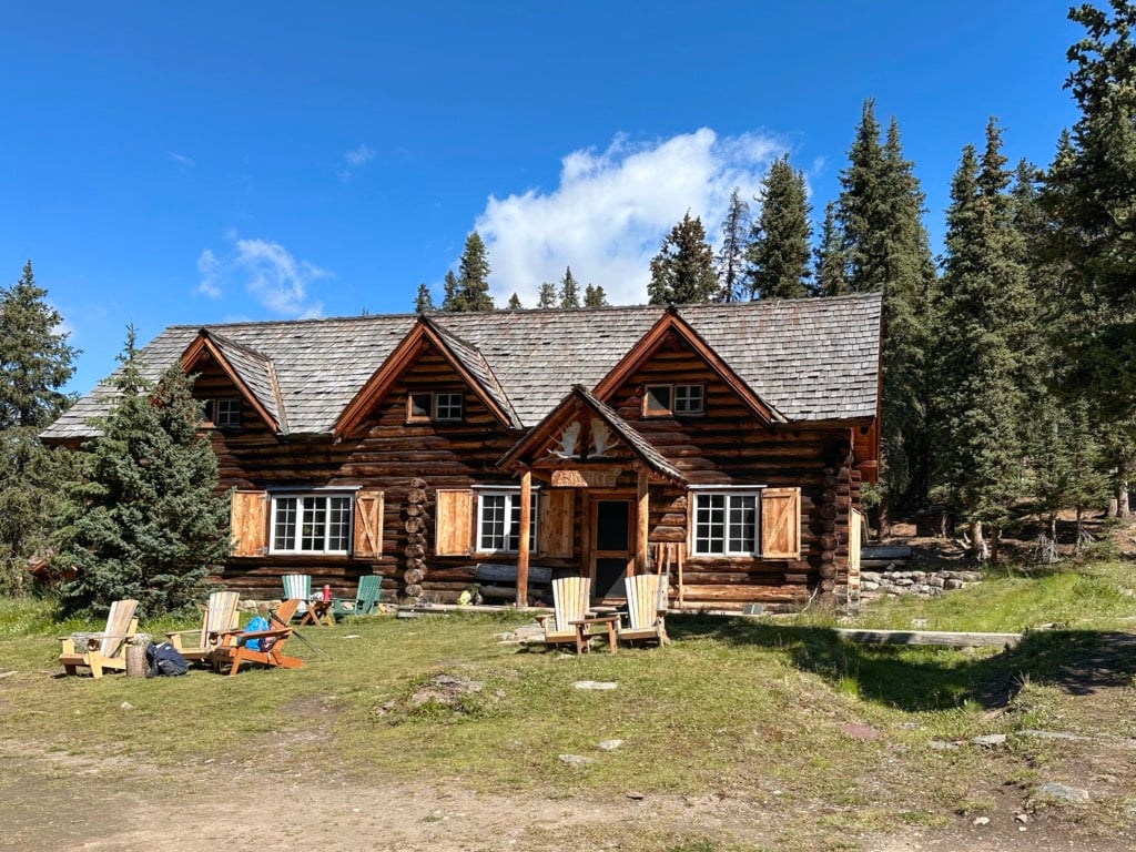The exterior of Skoki Lodge in Banff National Park