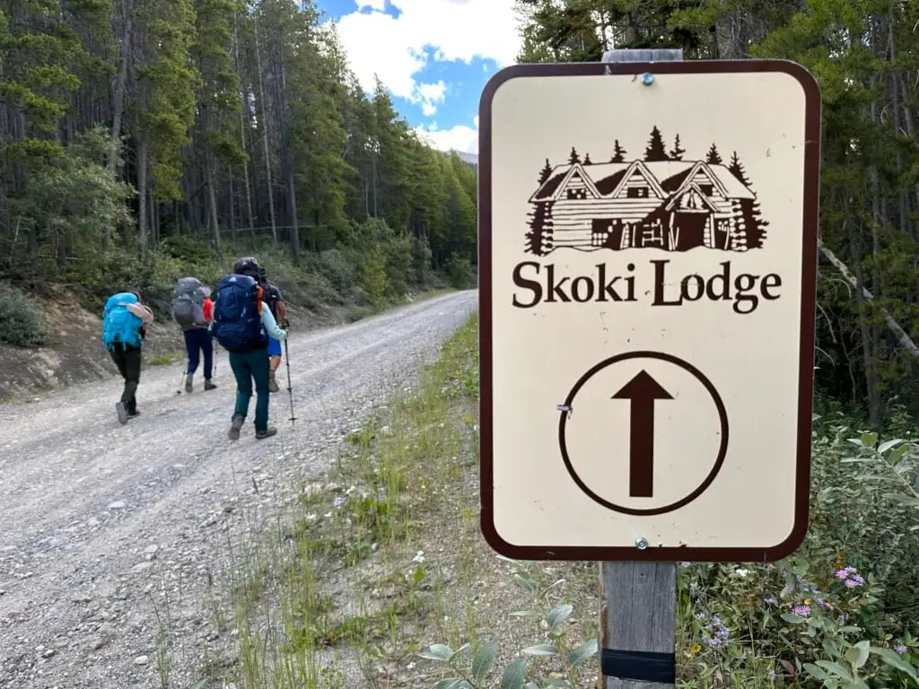 Sign for Skoki Lodge along the road near Lake Louise ski hill