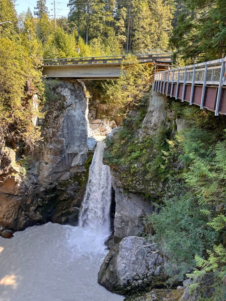 Mamquam Falls from the viewing platform at Squamish Canyon