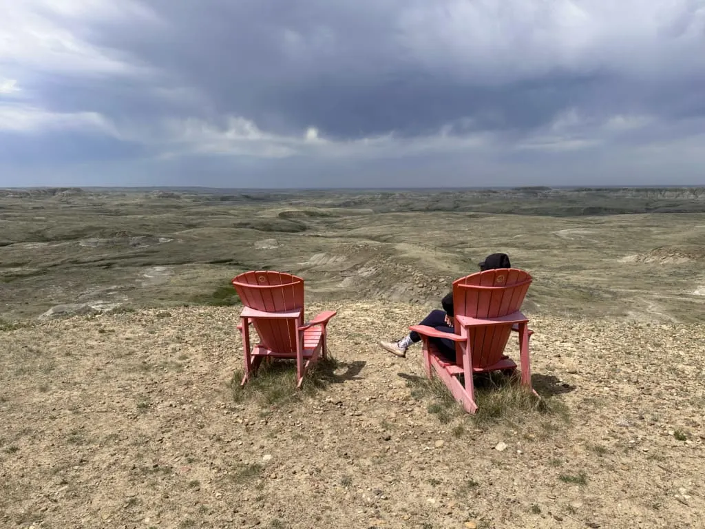 Dark clouds at a viewpoint in Grasslands National Park