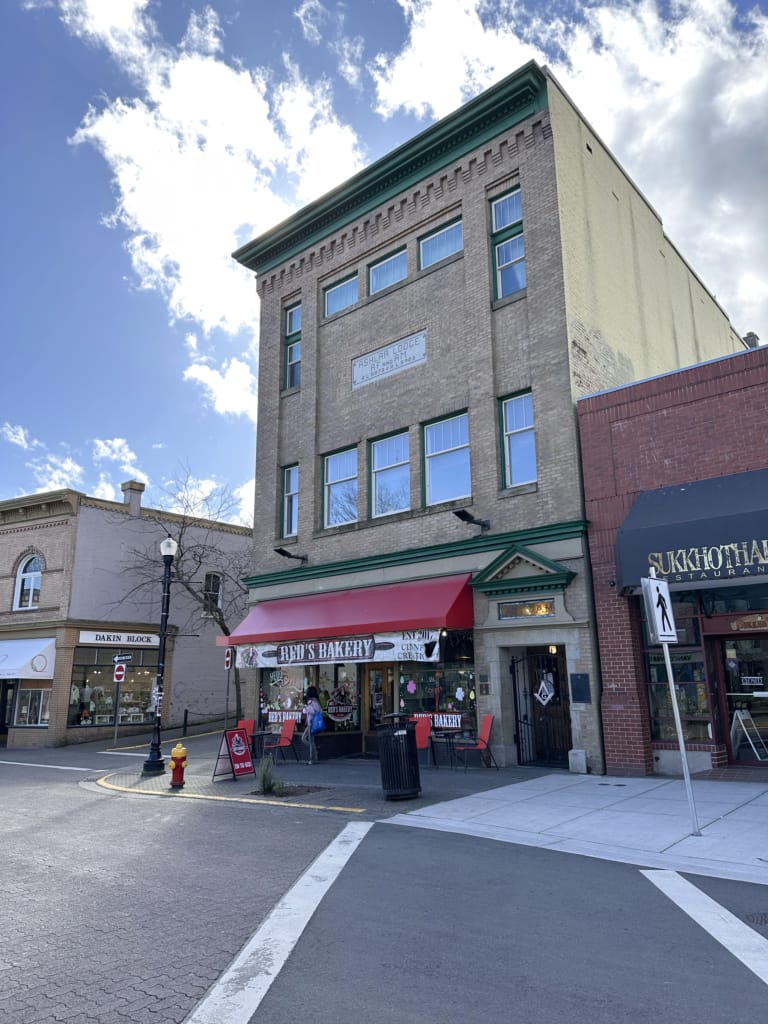 The exterior of Red's Bakery on Commercial Street in Nanaimo