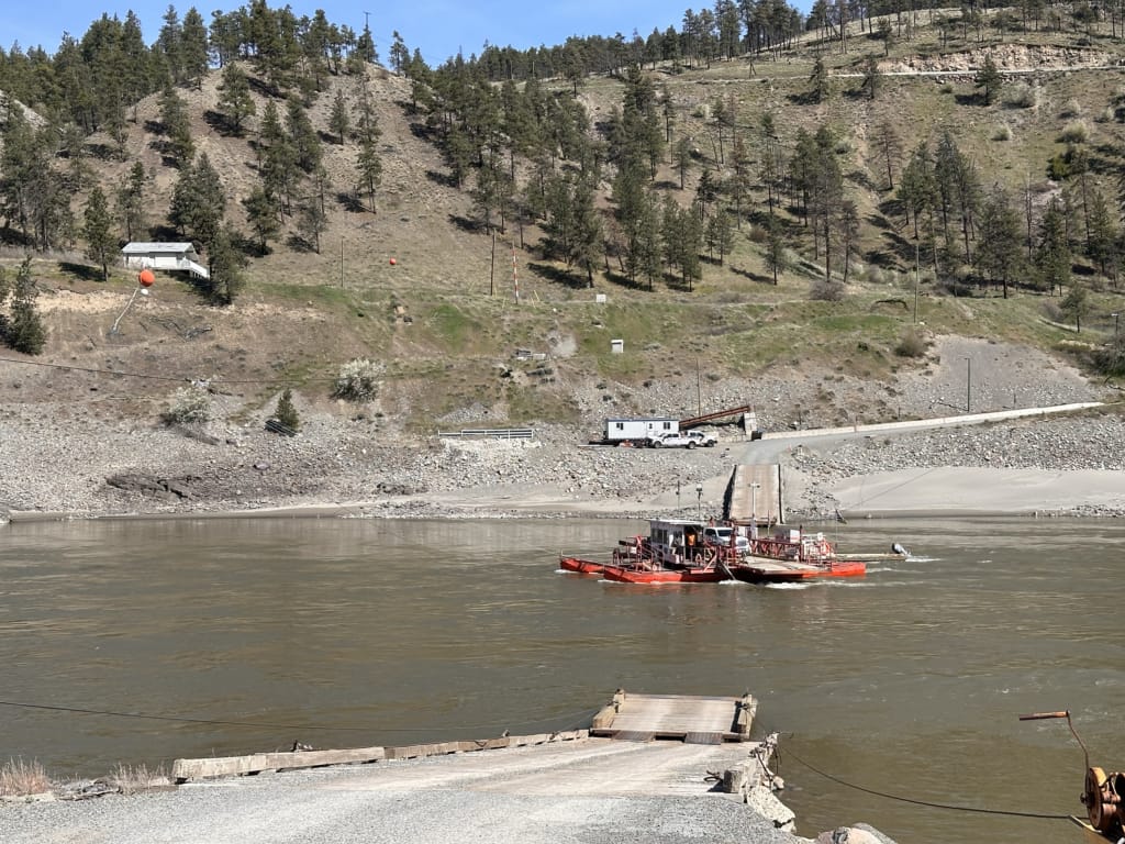 Lytton Reaction ferry crossing the Fraser River